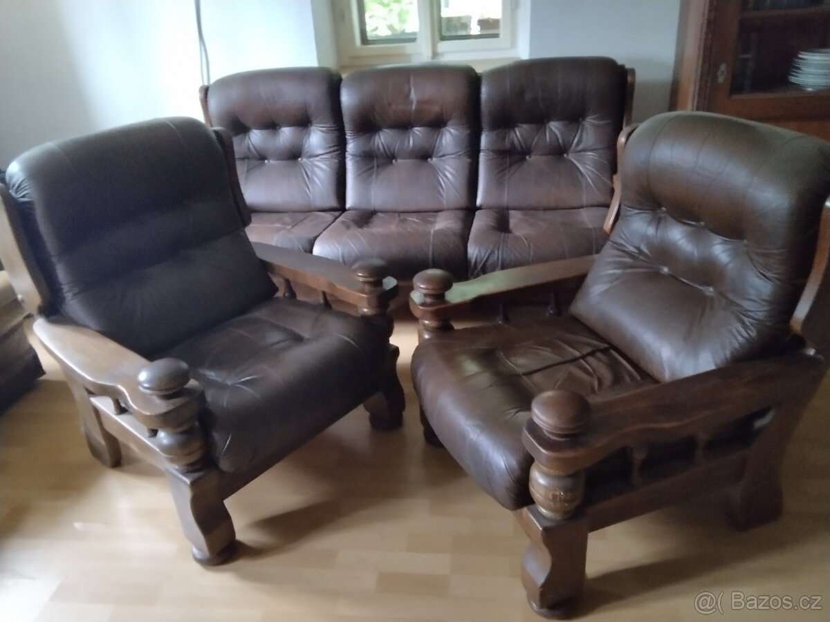 Kožená souprava masív