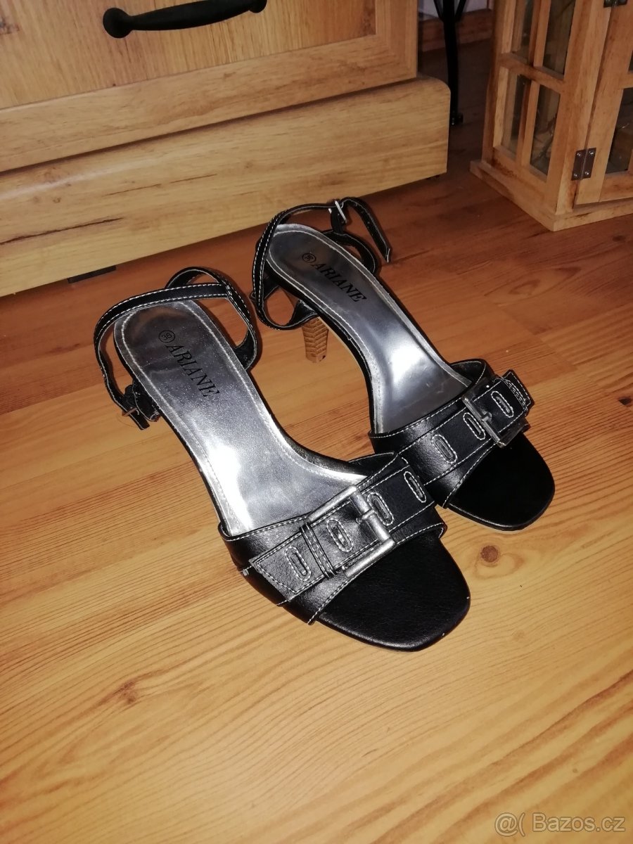Dámské sandály