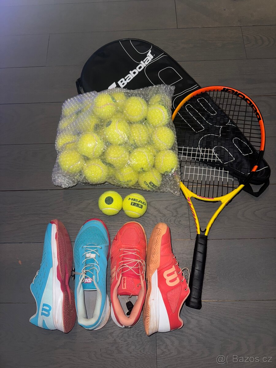 Tenisova vybava