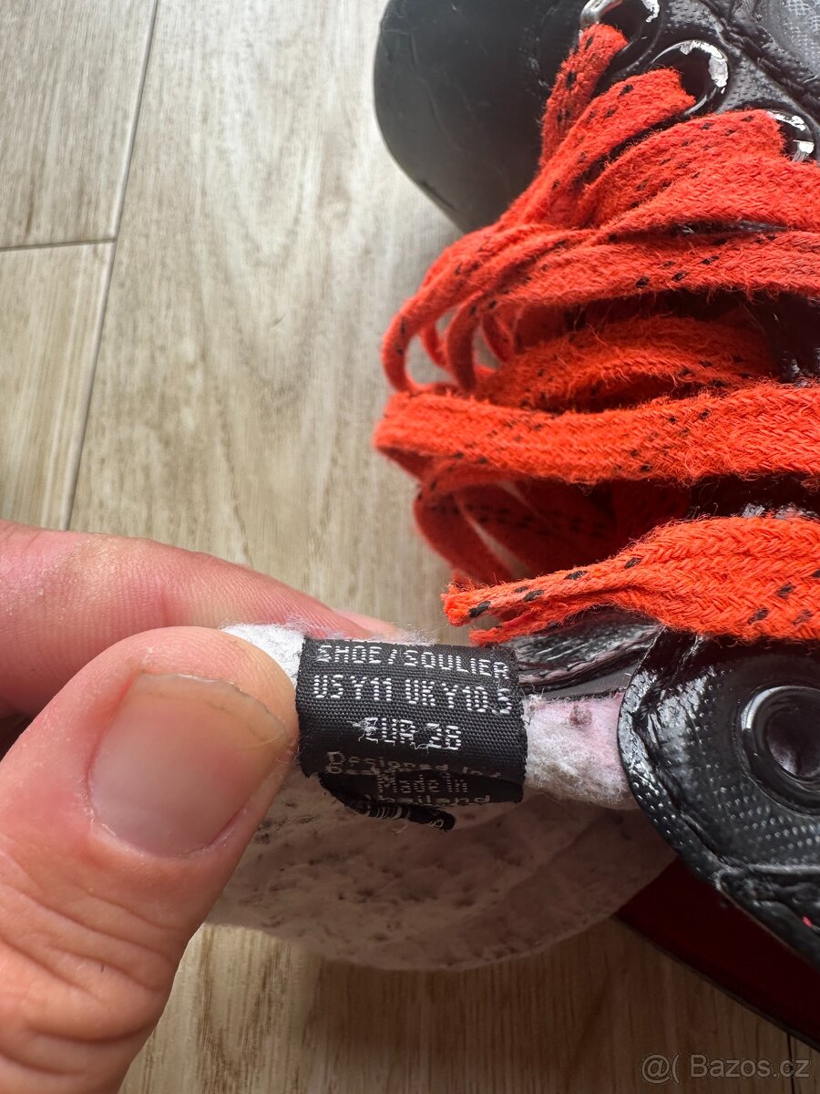 Dětské brusle Bauer X500, vel. 28, Y10, UK 10.5, šířka EE