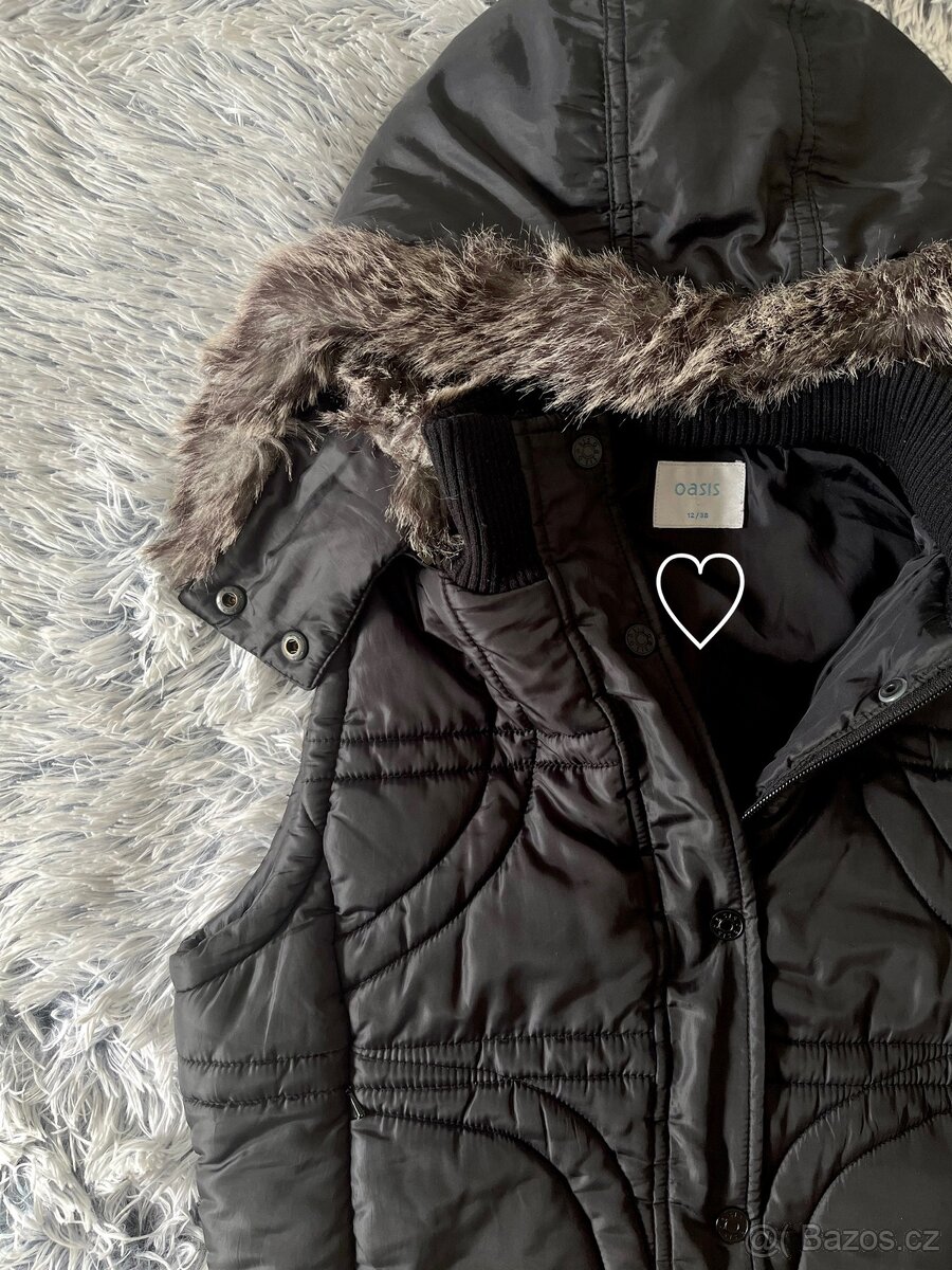 Vesta s kožešinou Oasis vel. M
