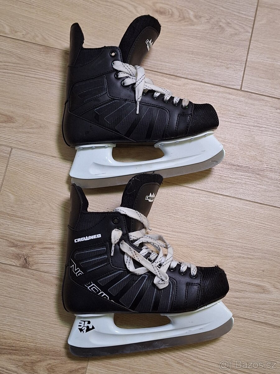 Chlapecké brusle vel. 40