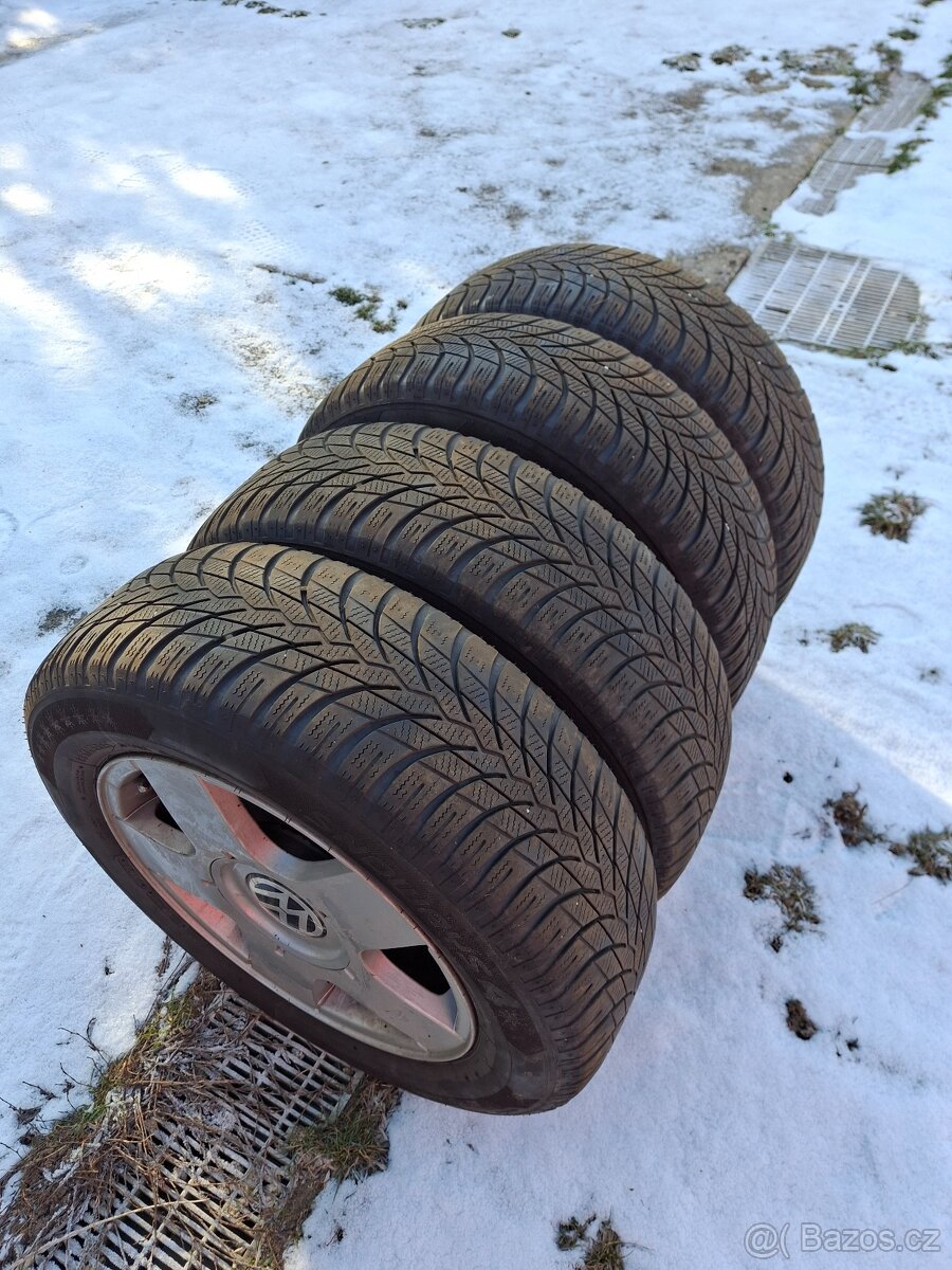 Prodej zimních pneu Golf IX