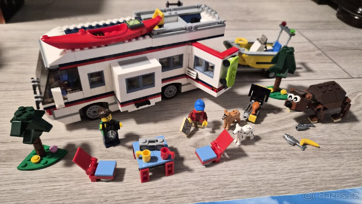 Lego Karavan