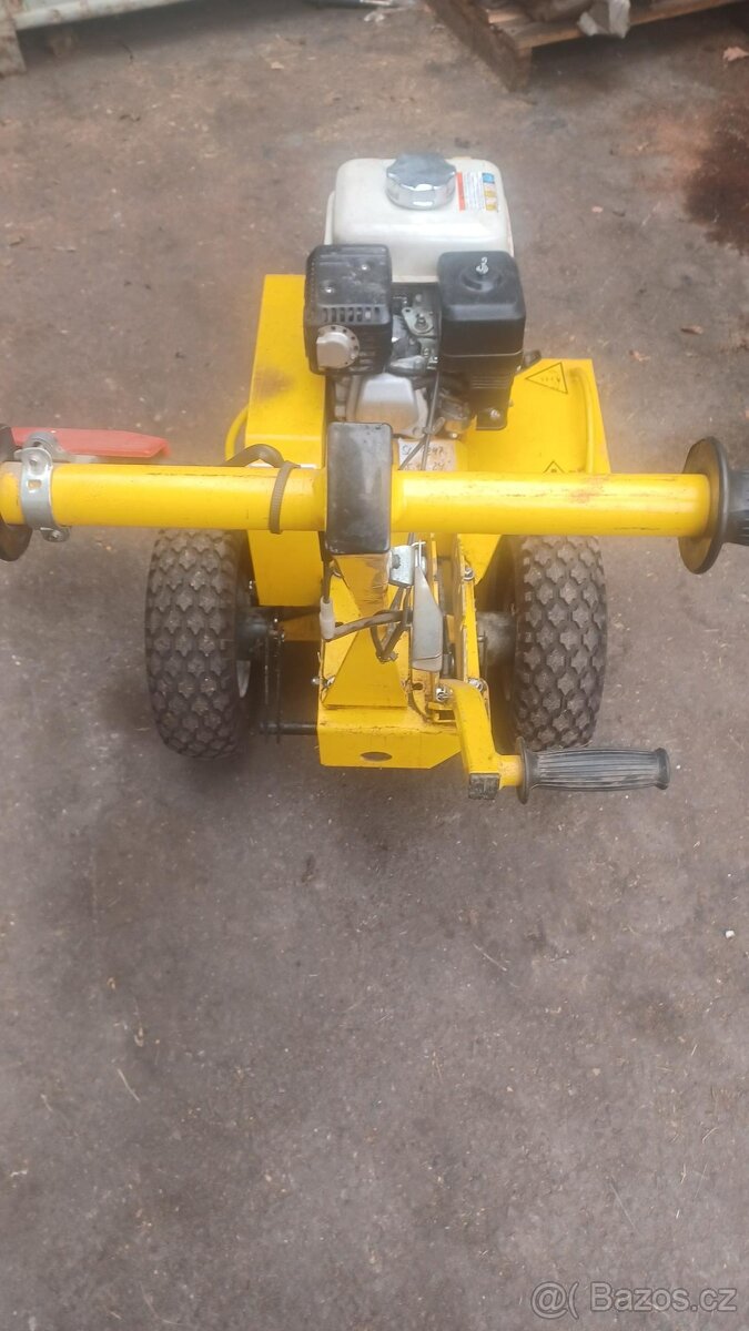 Drážkovač TR12