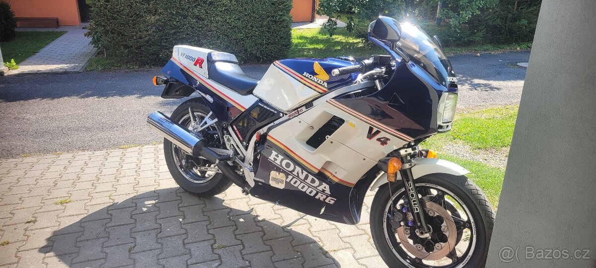 Honda VF1000 R