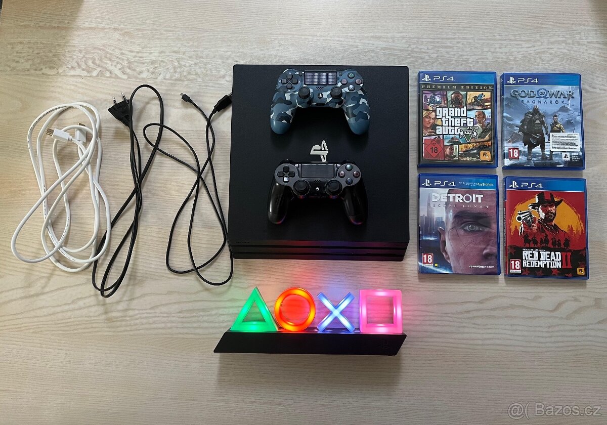 PS4 PRO 1TB+ovladače+hry