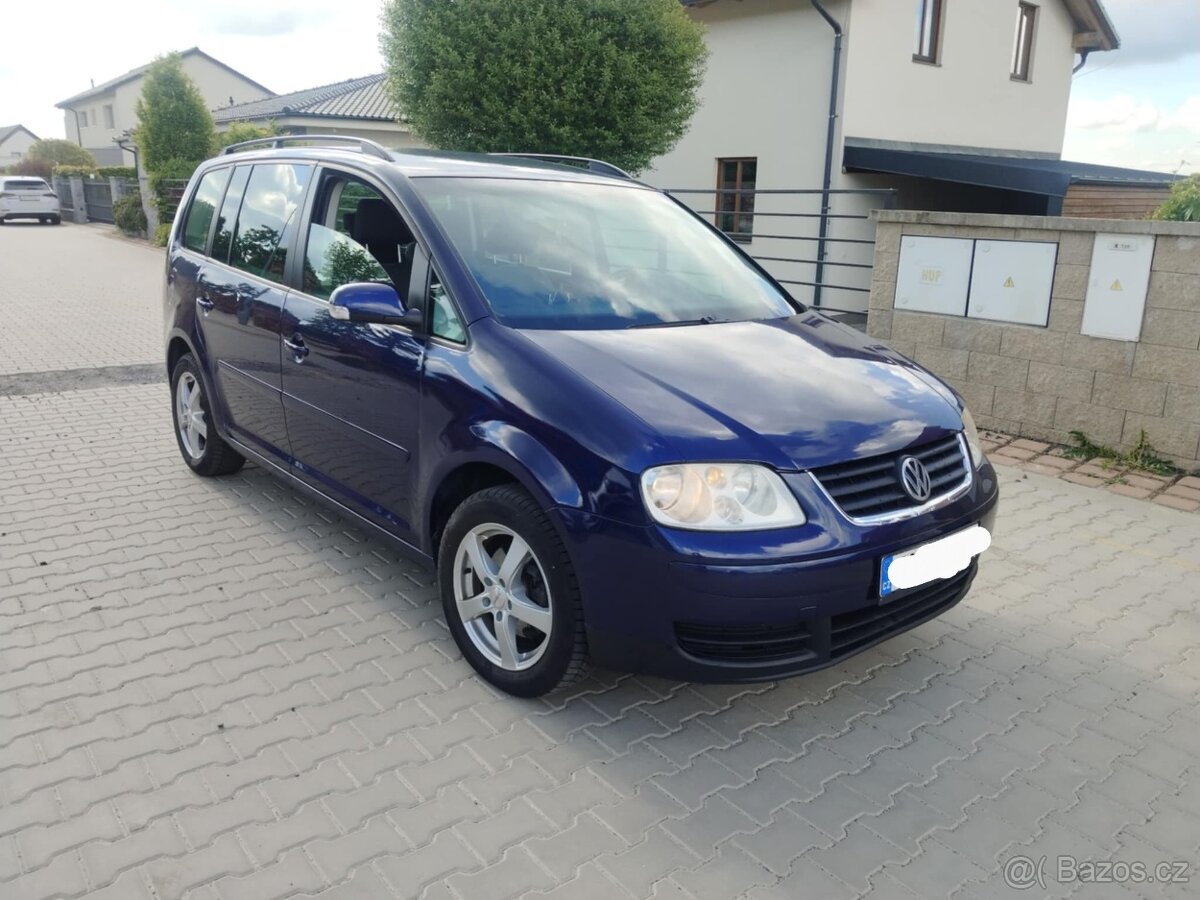 VW Touran,1.9tdi,77kw,r.v2004,najeto239xxxkm,stk platná