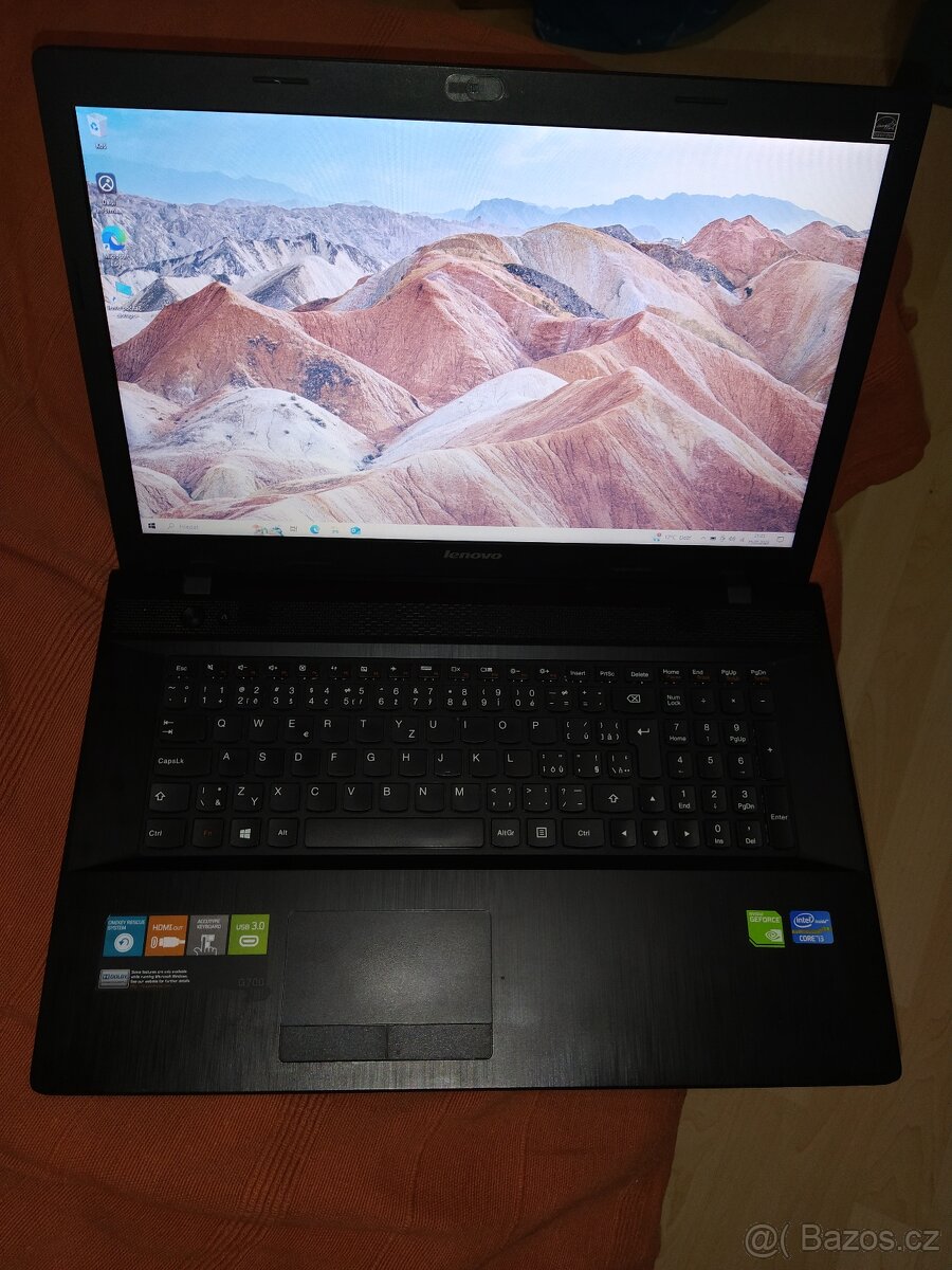 17,3" Herní notebook, Intel i5 až 3,2ghz;2gb grafika