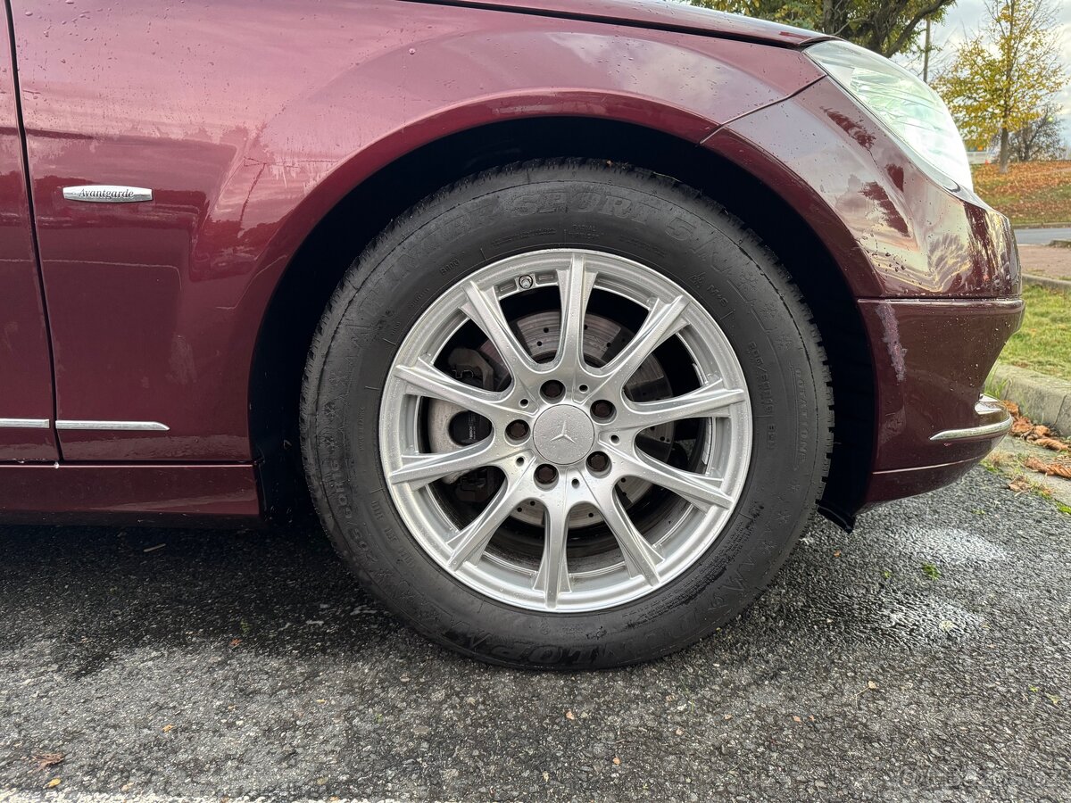 Zimní sada Dunlop 16” MB w204 W205