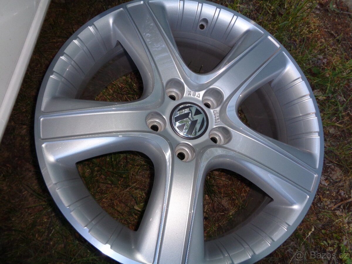 VOLKSWAGEN T5, T6 Dakar nová 18 kola 5x120