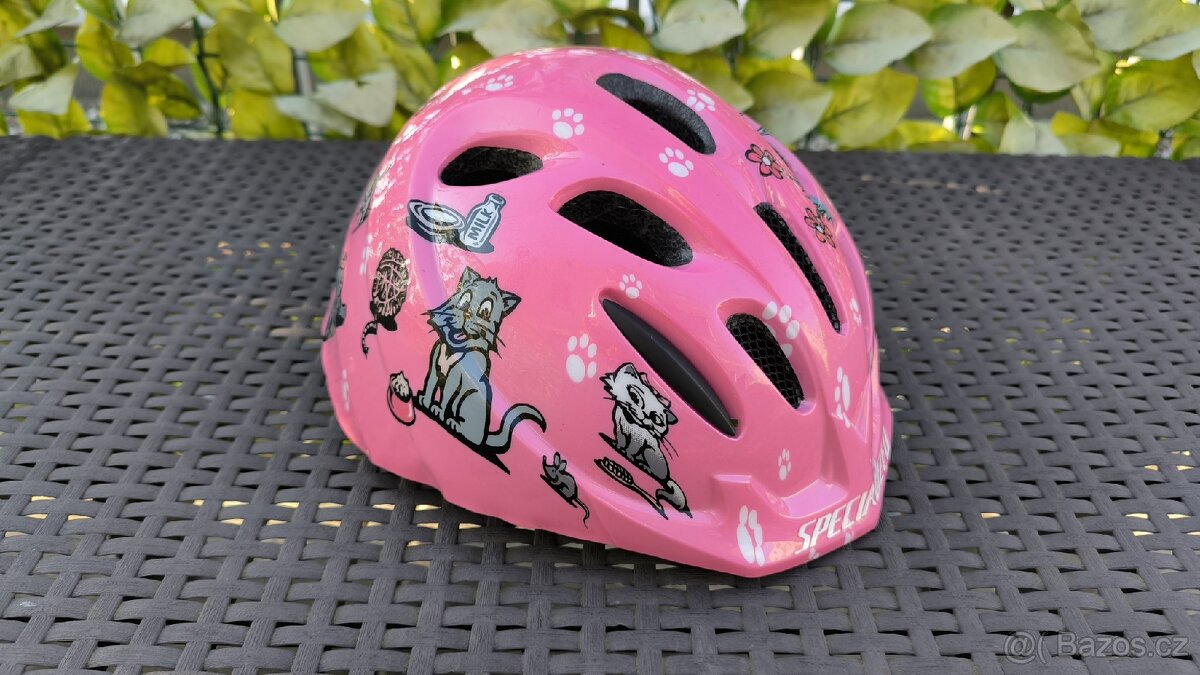 Dívčí cyklistická helma Specialized velikost 44-52