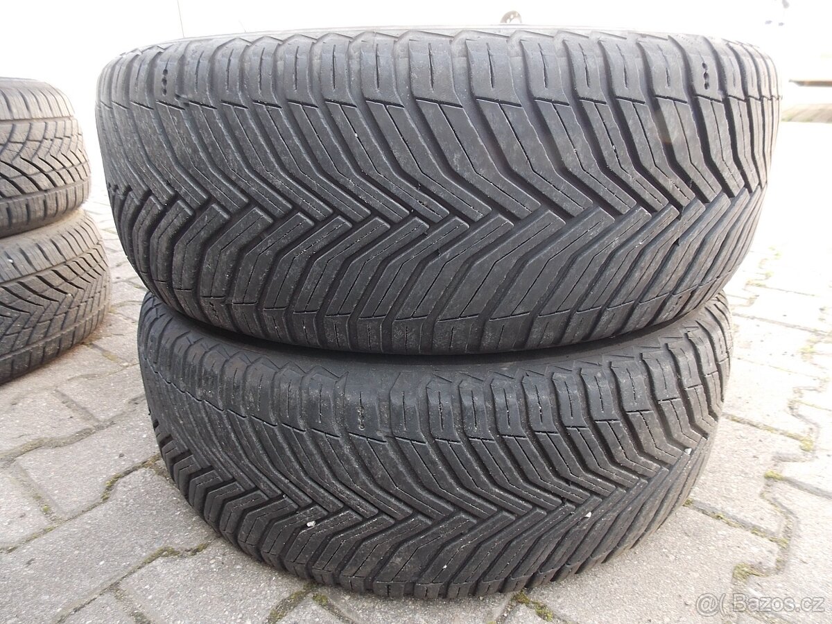 2ks Michelin celoroční pneu 215/60 R16
