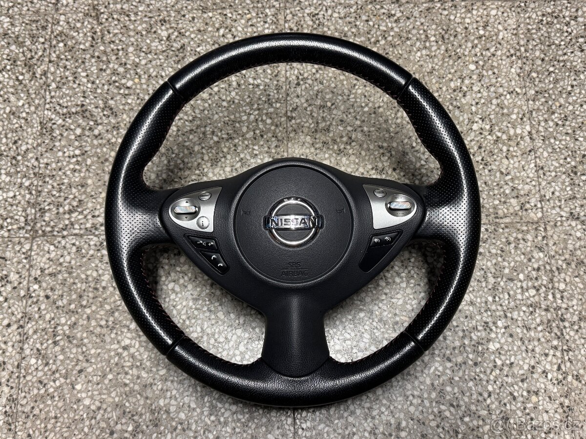 Volant Nissan Juke F15