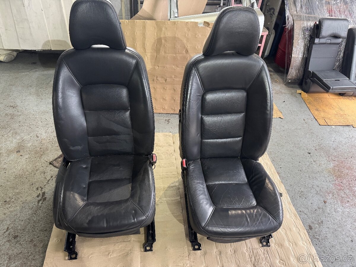 volvo v70 xc70 p3 s80 komplet sedacky i zadni , interier