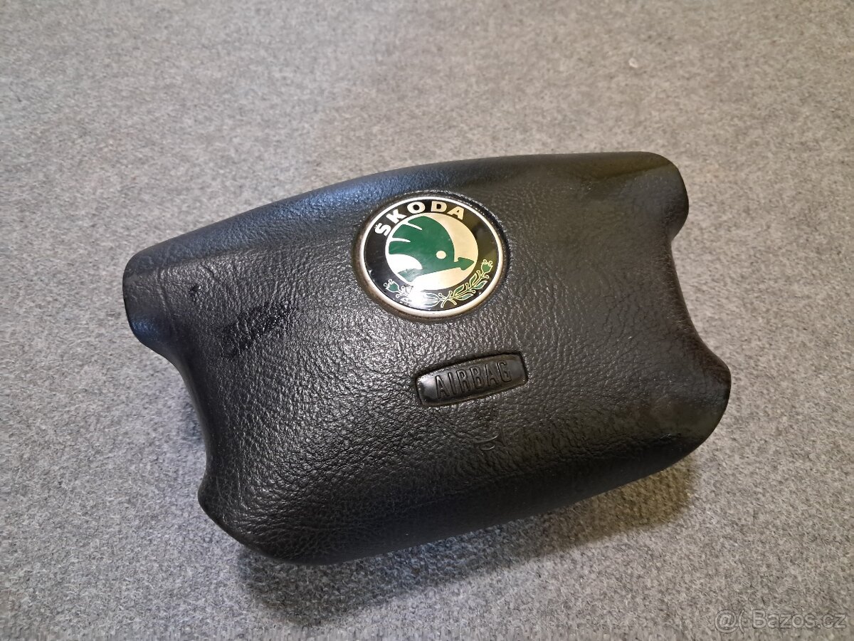 Prodám airbag volantu Octavia 1