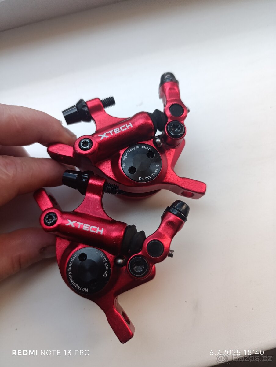 Třmeny X Tech