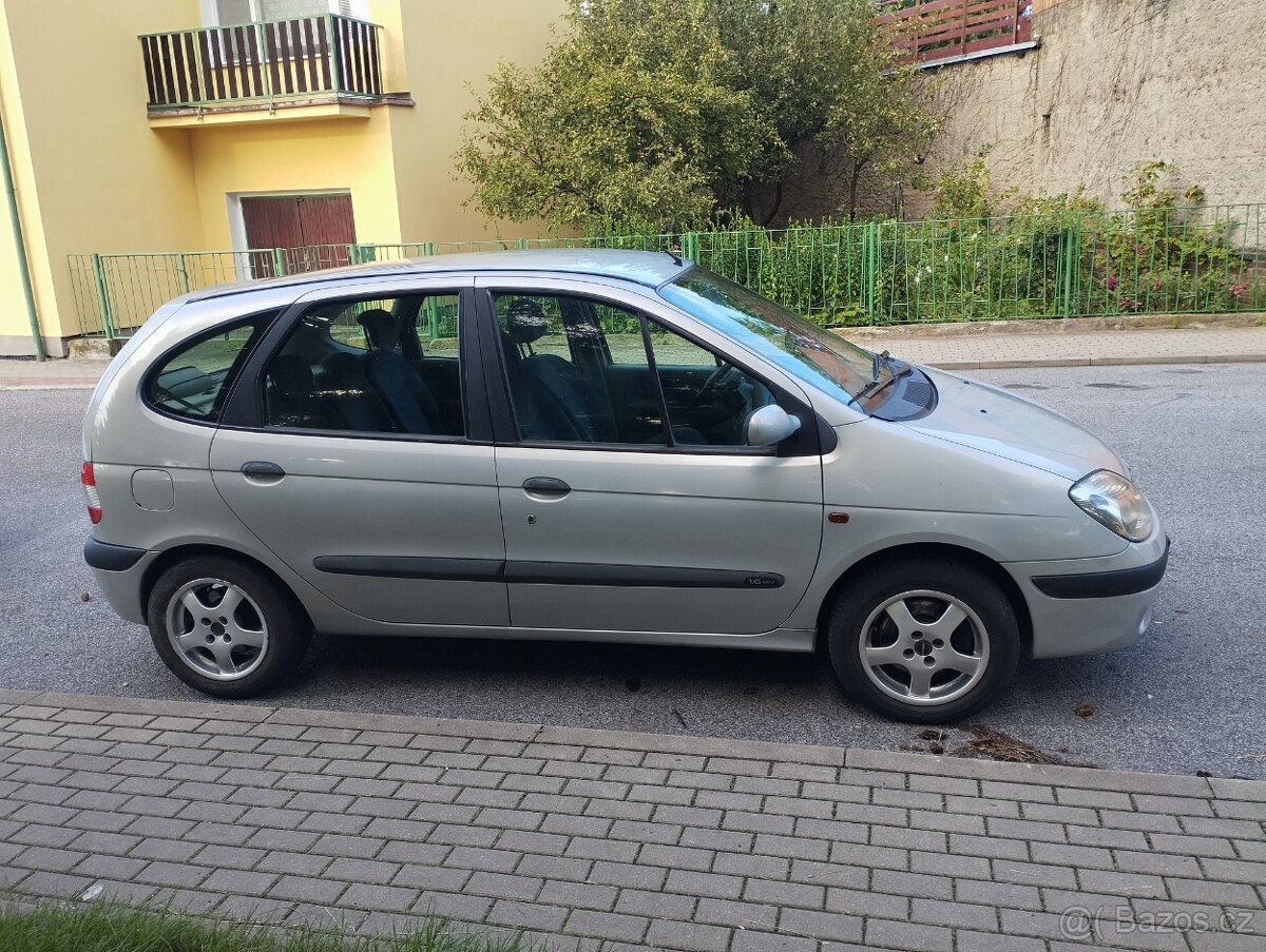 Renault Scenic 1,6 benzin.