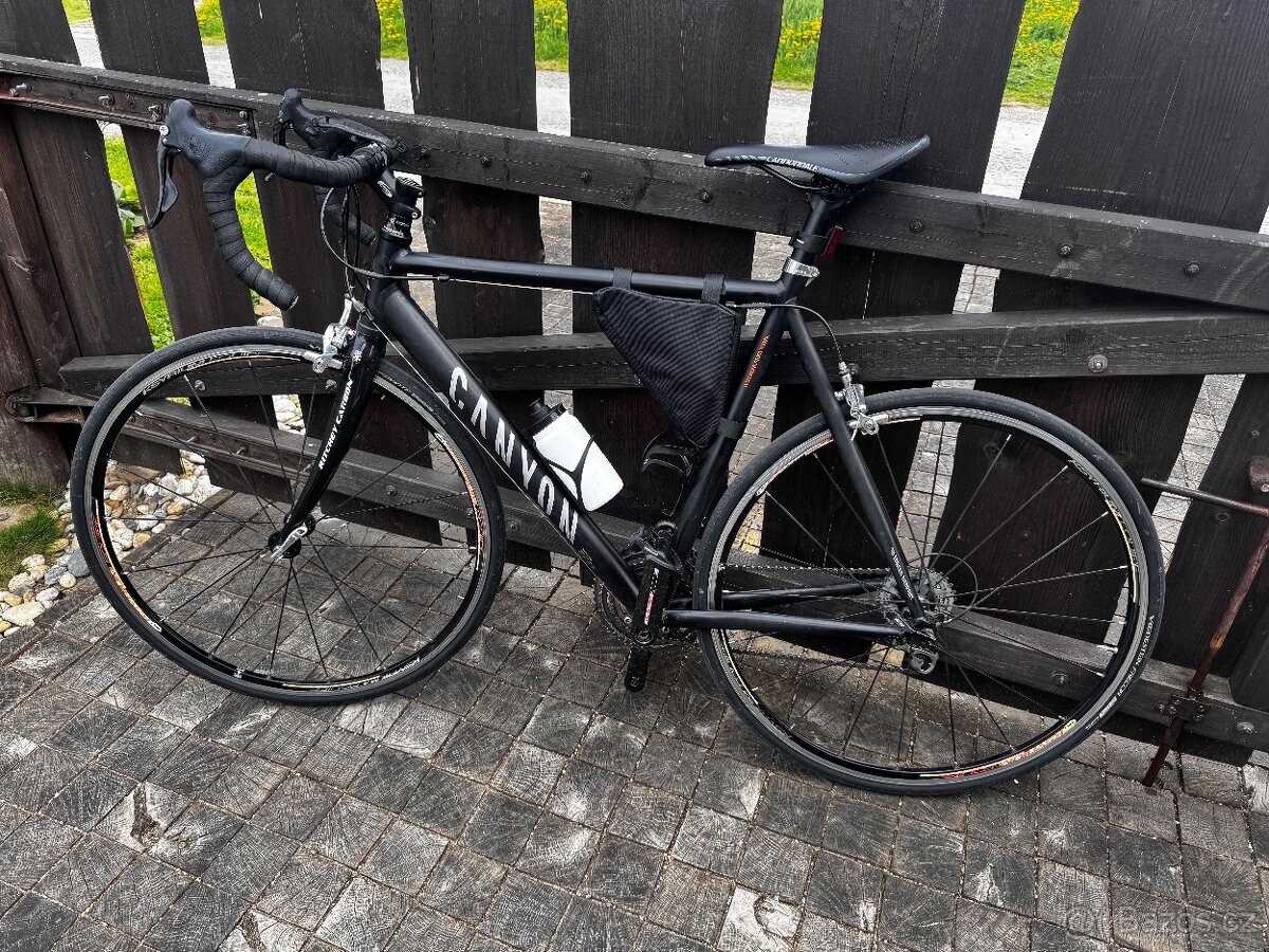 Canyon Roadlite AL F6 – silniční kolo (velikost L)