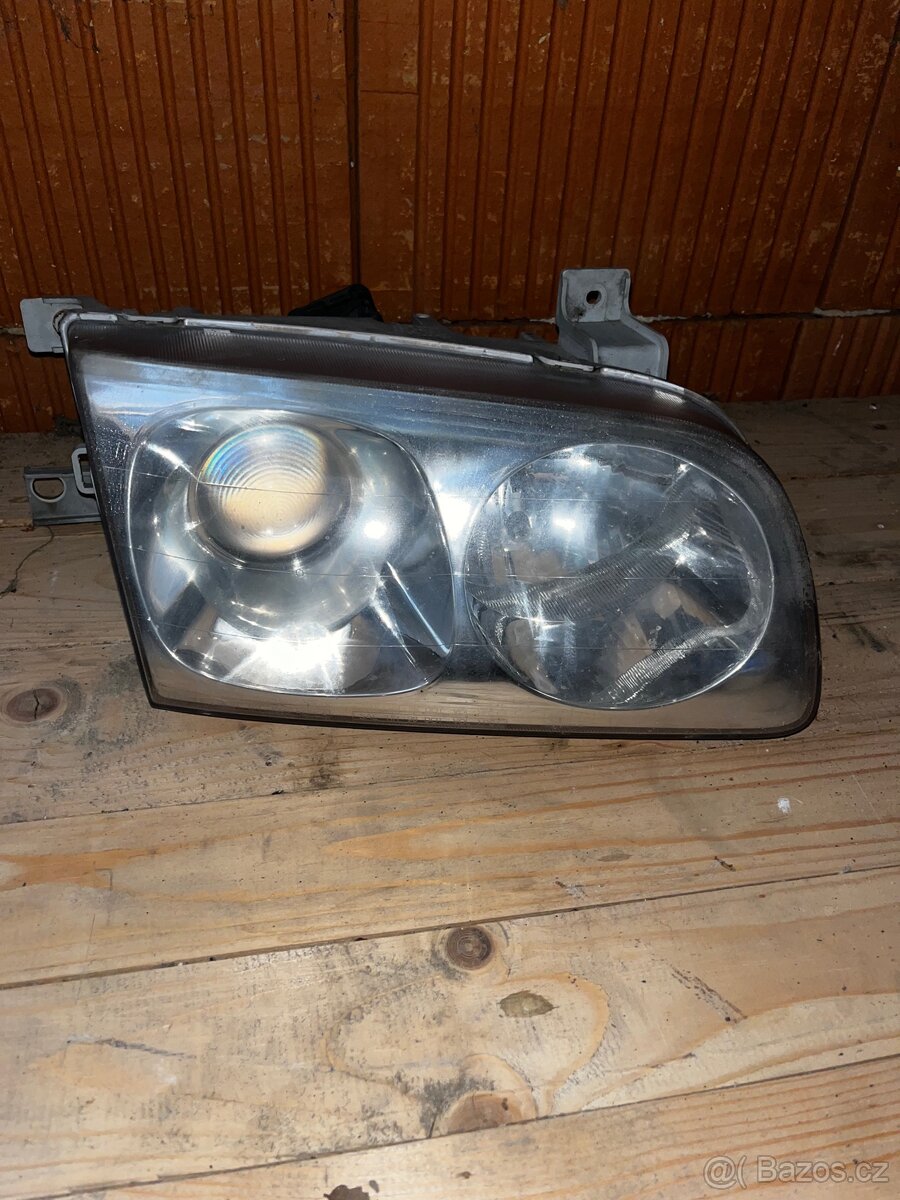 PP světlo na hyundai trajet