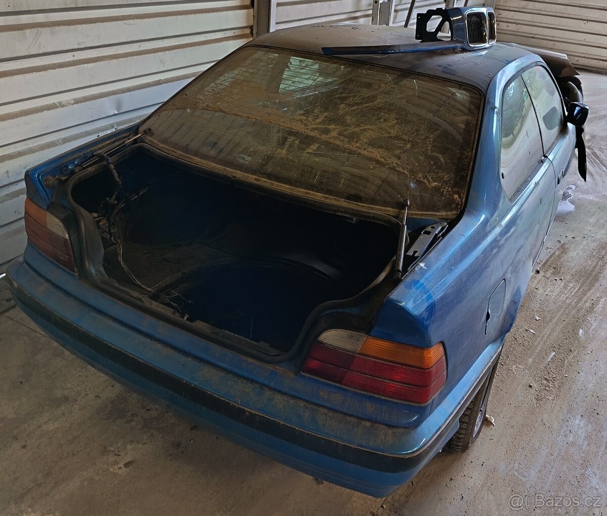 BMW e36 coupe