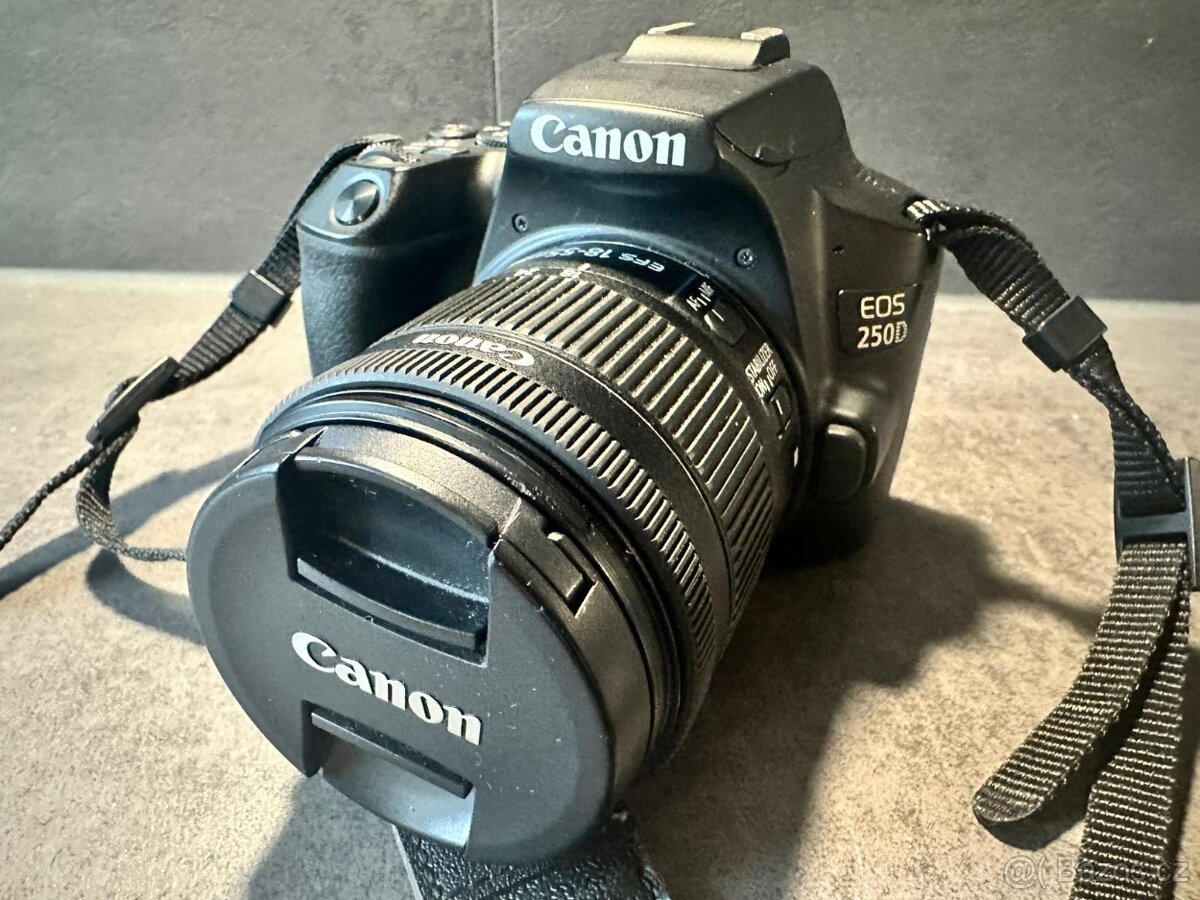 Canon EOS 250D set + Objektiv 18-55mm IS STM + Brašna Vangua