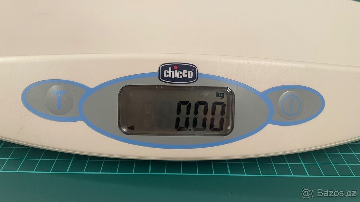 Kojenecká váha Chicco