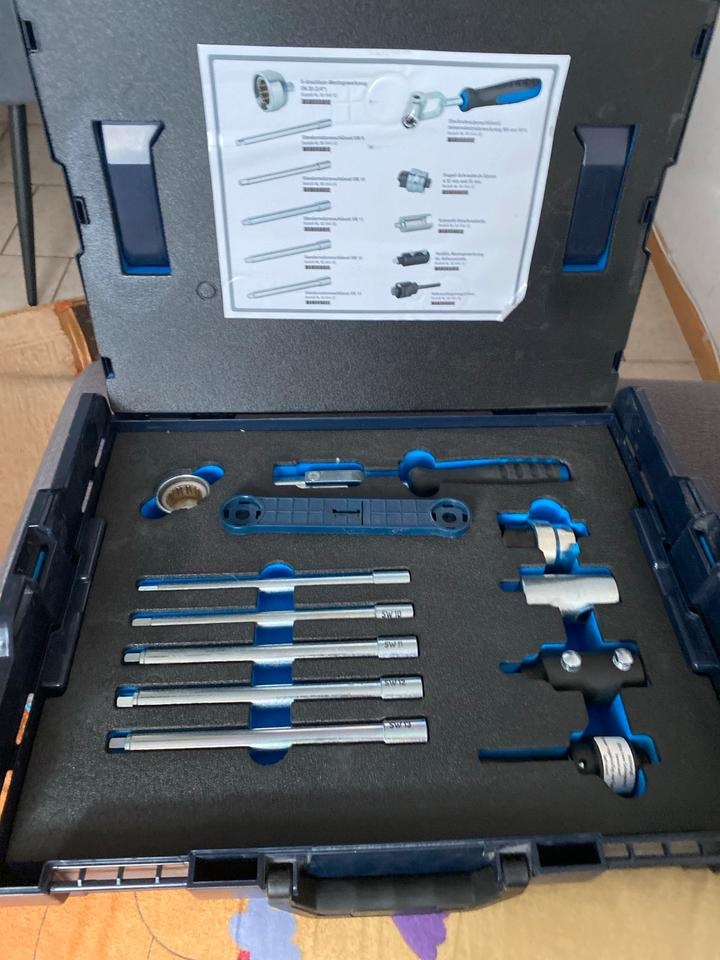 Sada kufrů a nářadí pro instalatéry – nová