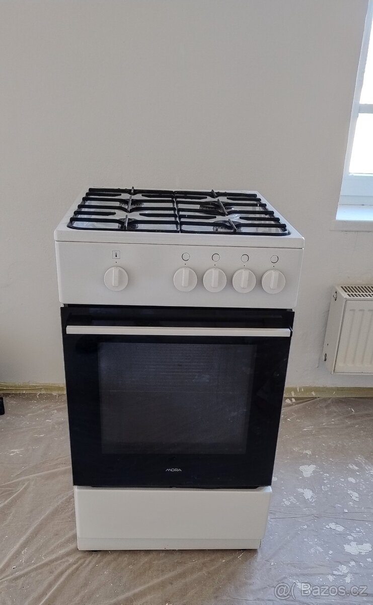 Celoplynovy sporak Mora