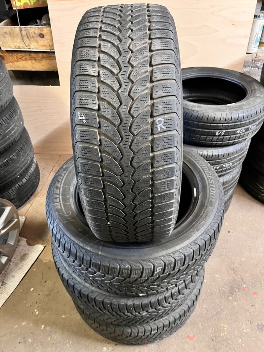 235/55 R18 100H pneu Bridgestone - 1000,- komplet