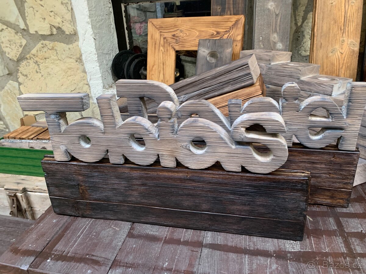 🌟 Exkluzivní ručně vyřezávané nápisy – unikátní vánoční 🎁