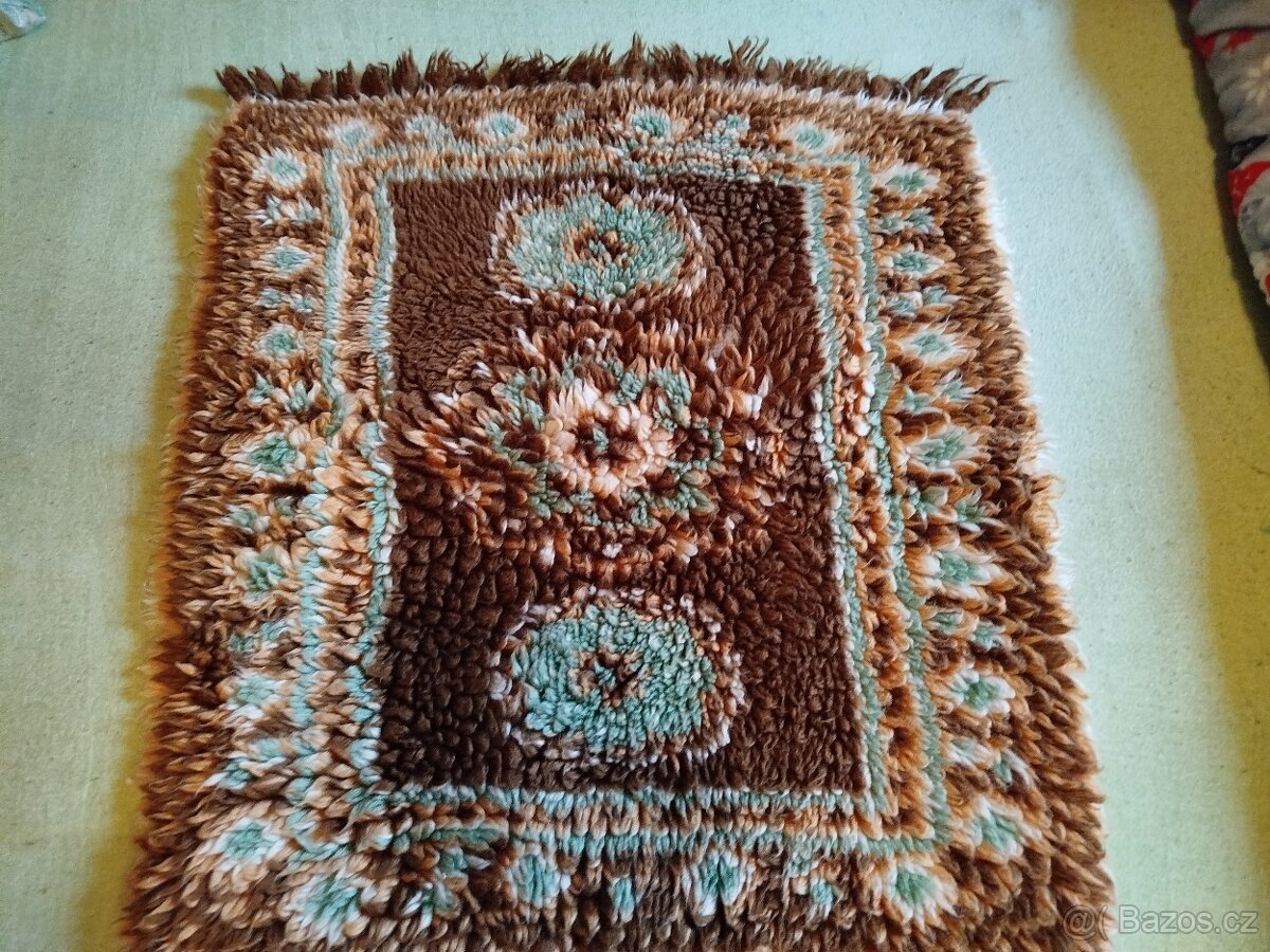 2x koberec kobereček