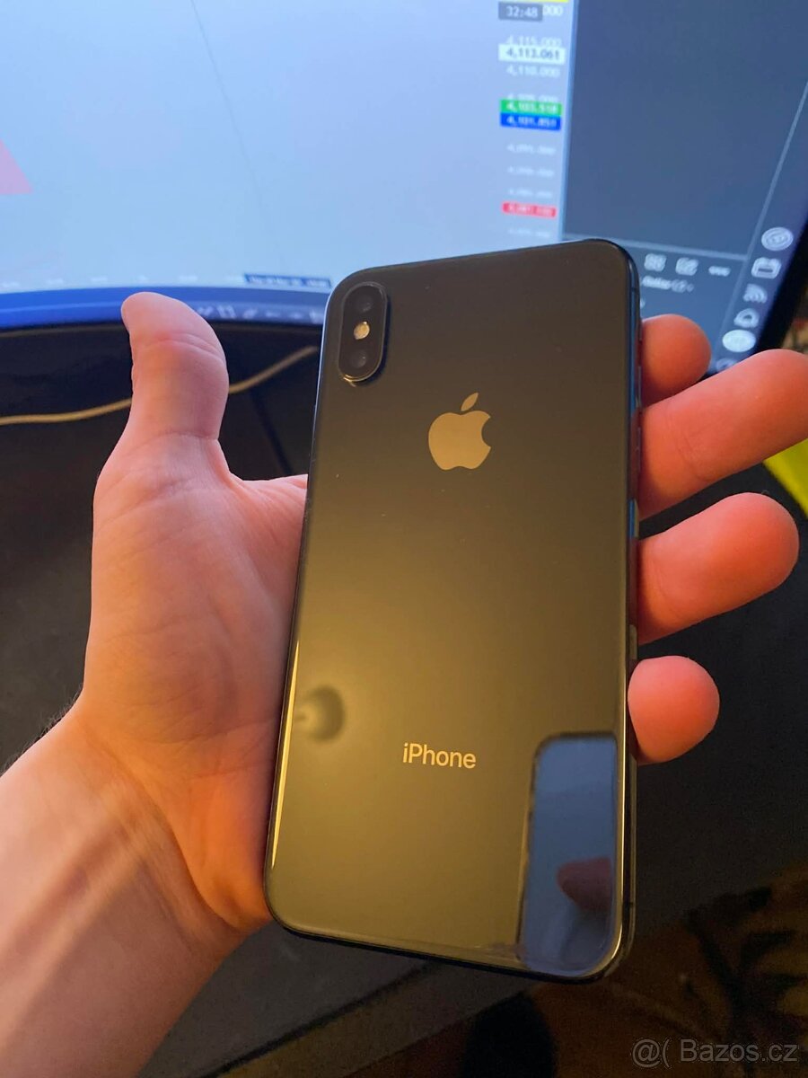 iPhone x 64GB