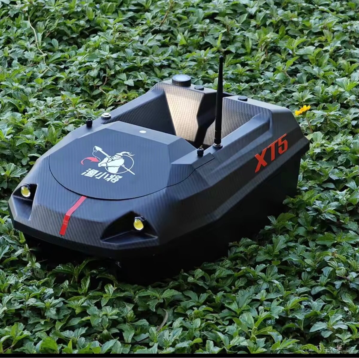 Zavážecí lodička XT5 bez GPS