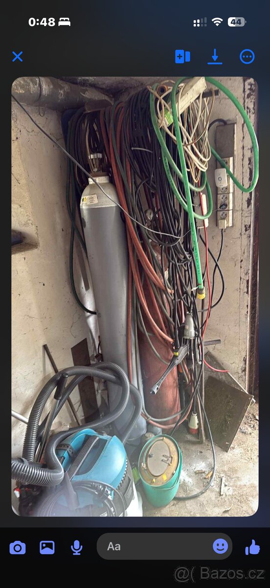 Autogen kompletni lahve plne