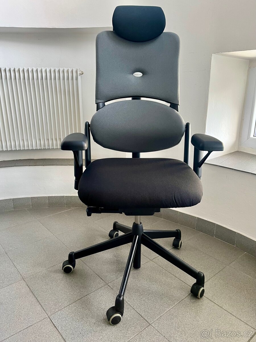 kancelářská židle Steelcase Please