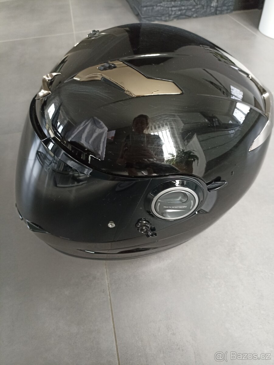 Dámská helma na moto