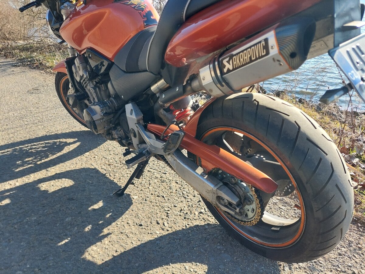 Honda Hornet 900