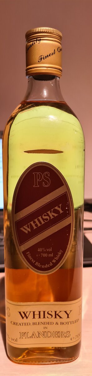 Starý alkohol - cena je za všechny lahve