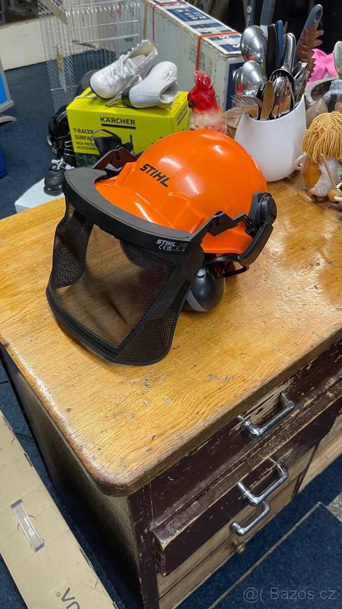 Ochranná přilba Stihl