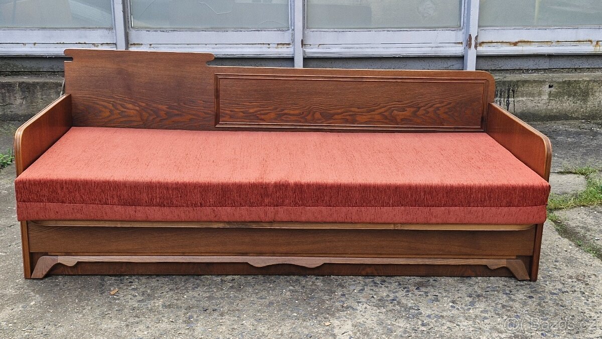 RETRO GAUČ (LIŠOVSKÝ NÁBYTEK)-50 LÉTA