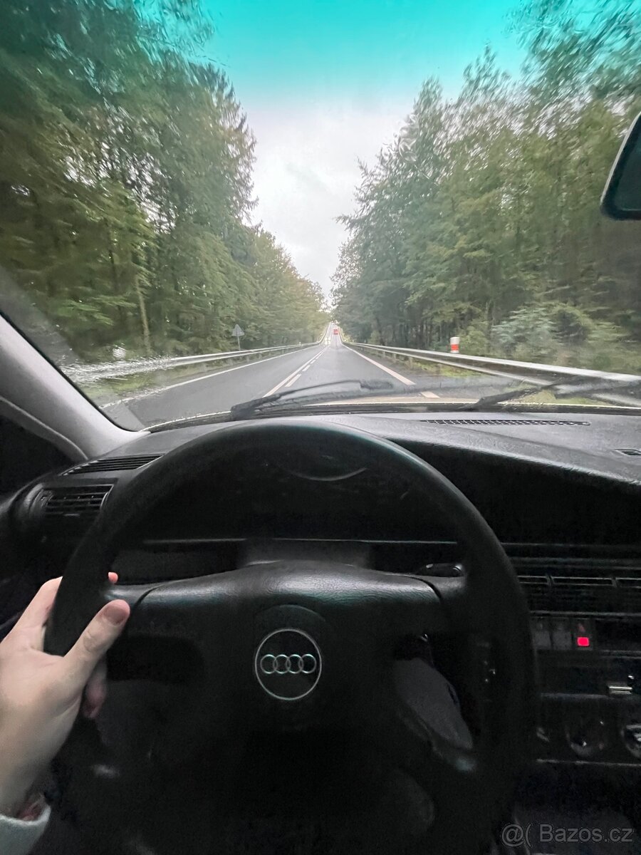 Koupím radio do Audi 100