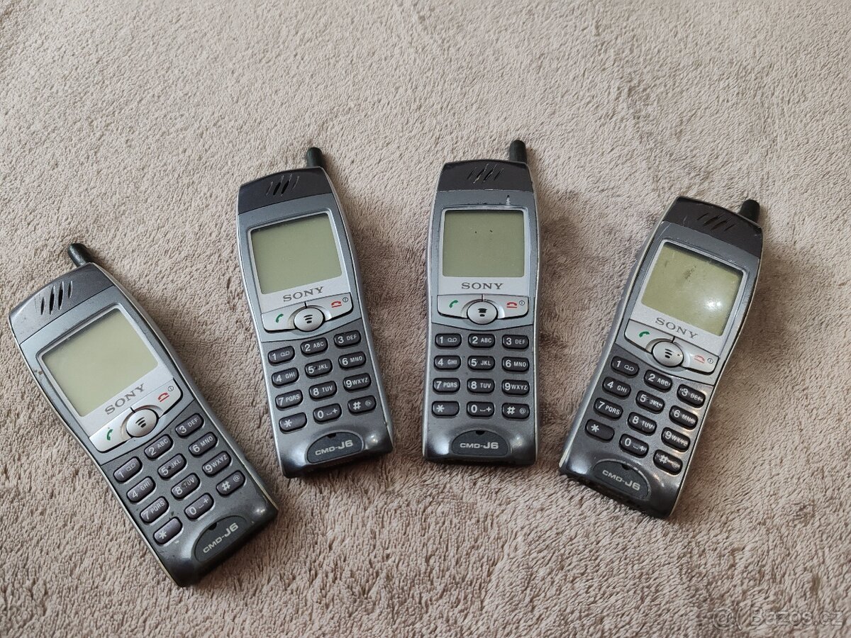 Sony CMD J6 - RETRO