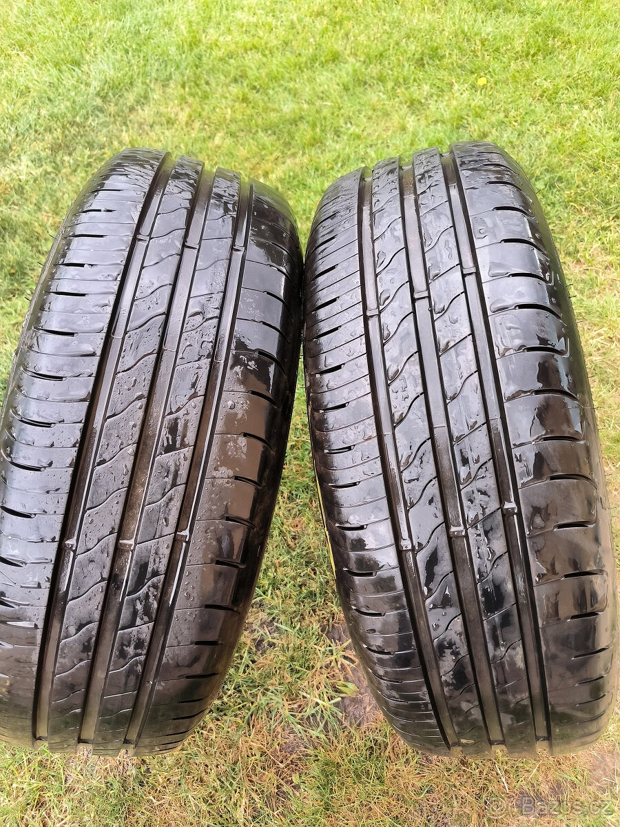 2 letní pneu 195/65/15 GOODYEAR vz. 85%