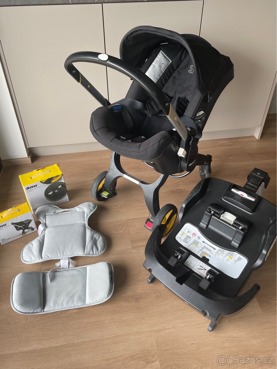 Autosedačka Doona Plus + Isofix báze