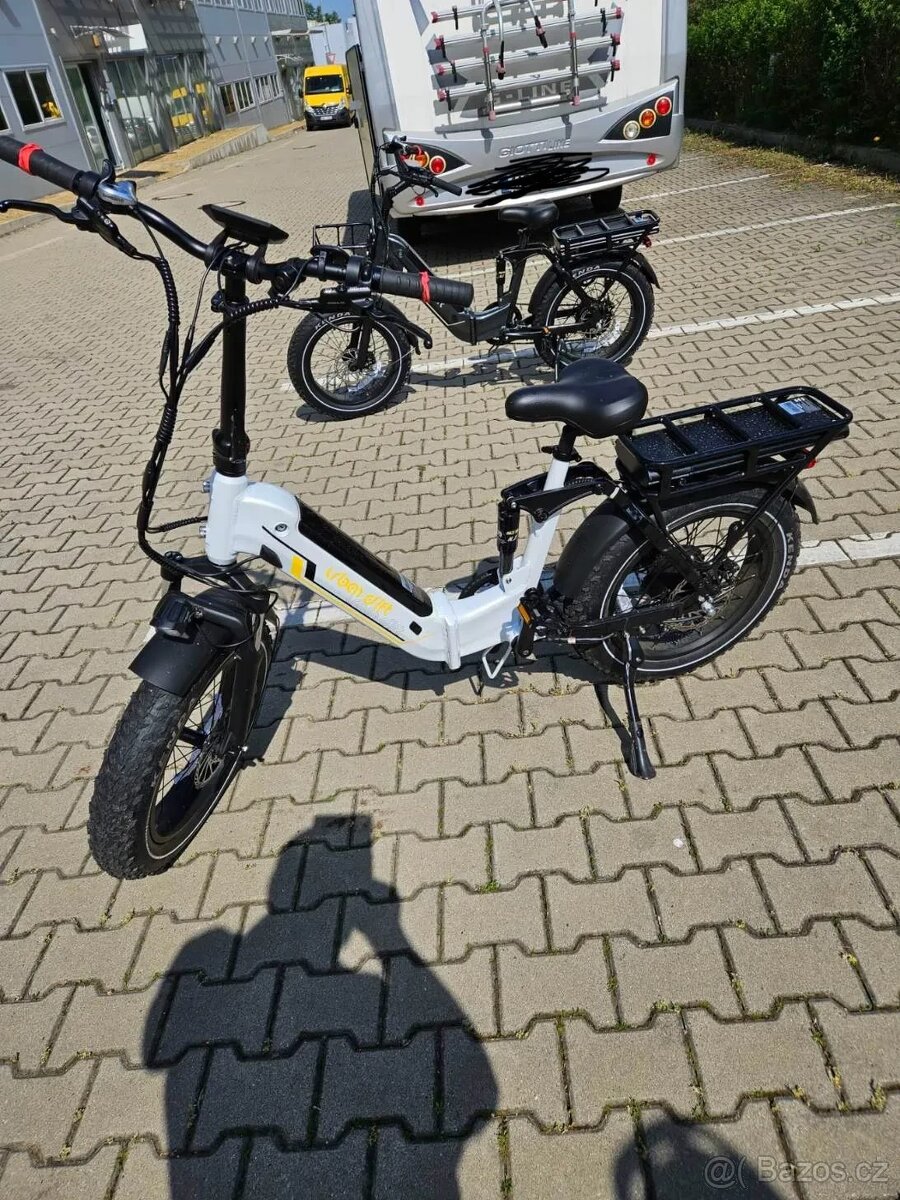 Skládací elektrické kolo