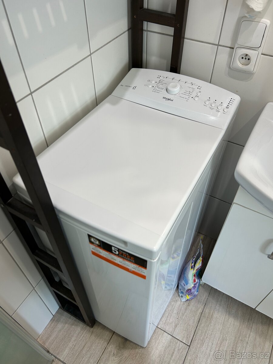 Pračka whirlpool