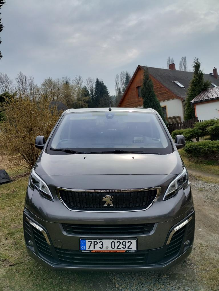 Peugeot Traveller 2.0 HDi 130 KW