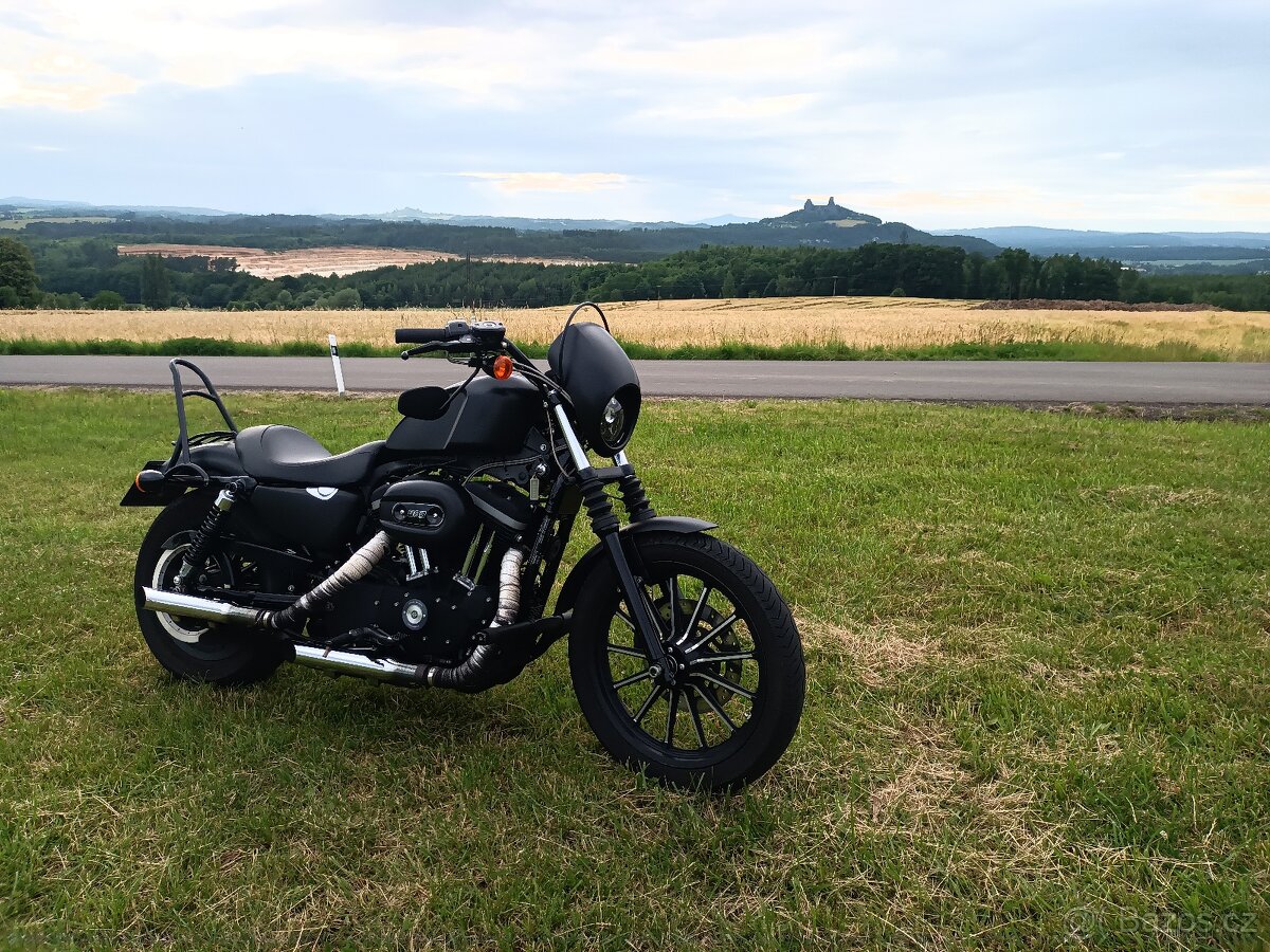 Harley Davidson Sportster Iron 883 (2013)