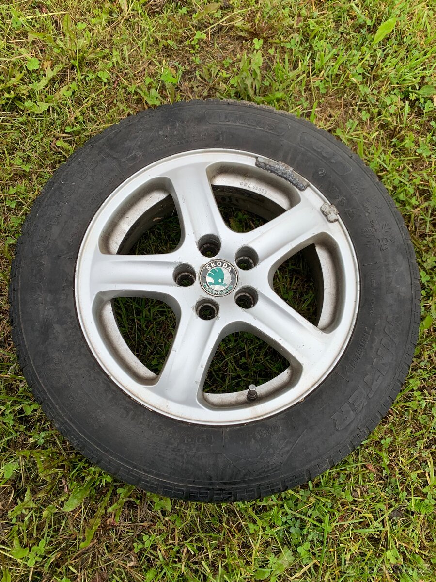 ALU kola Škoda 6Jx15H2, ET 38, 5 děr